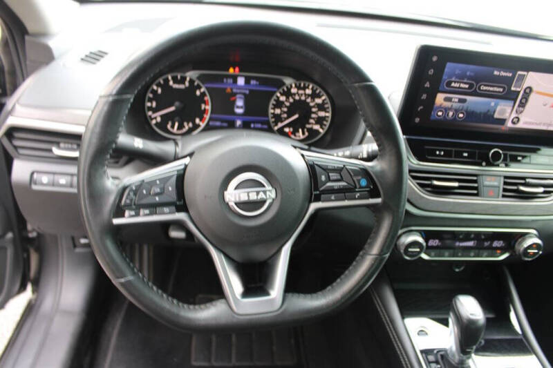 2023 Nissan Altima 2.5 SL