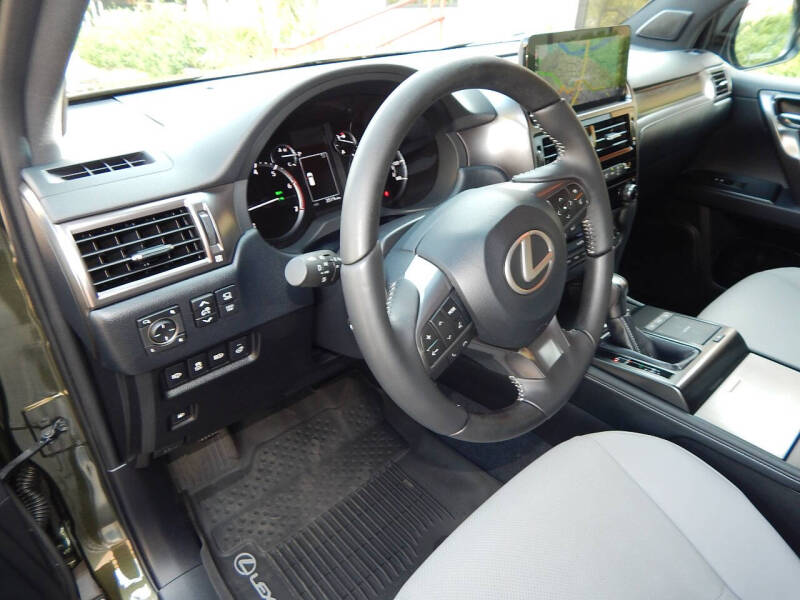 2023 Lexus GX 460