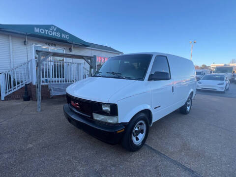 2002 GMC Safari SL