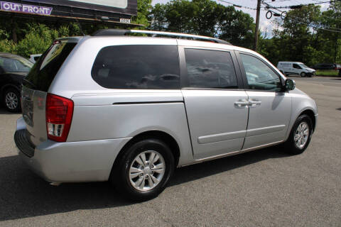 2012 Kia Sedona LX