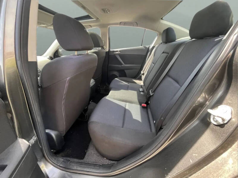 2010 Mazda MAZDA3 i SV