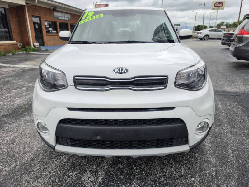 2019 Kia Soul +