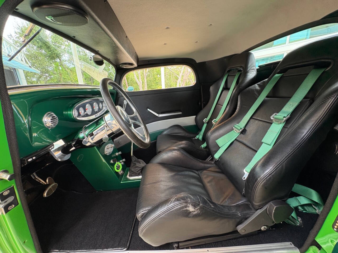 1934 Ford Coupe 22