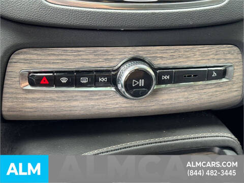 2023 Volvo XC90 B6 Ultimate Bright Theme 7P