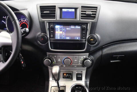 2013 Toyota Highlander SE