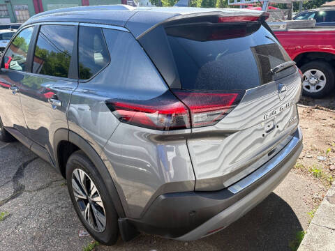 2022 Nissan Rogue SV