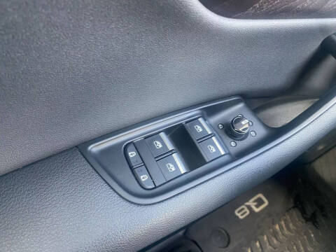 2019 Audi Q8 quattro Premium Plus 55 TFSI