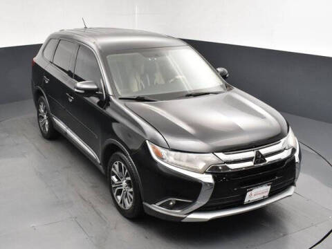 2016 Mitsubishi Outlander SE