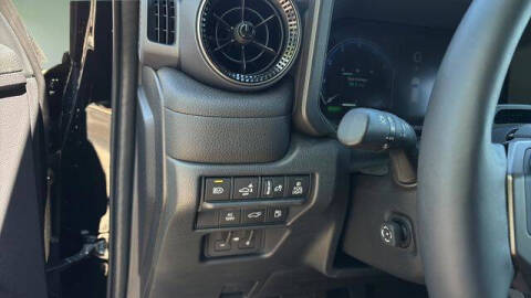 2025 Toyota Land Cruiser