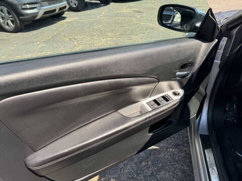 2013 Chrysler 200 Limited