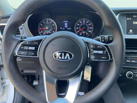 2019 Kia Optima LX