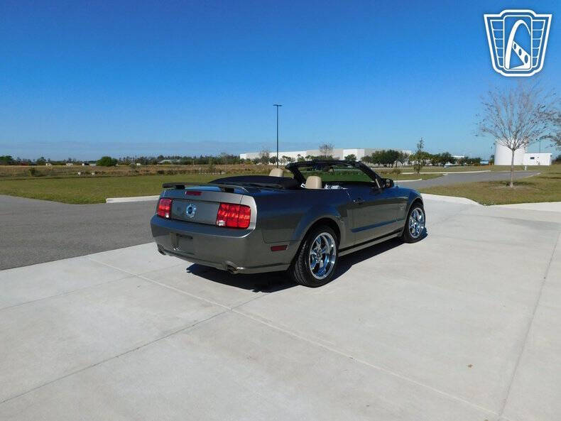 2005 Ford Mustang