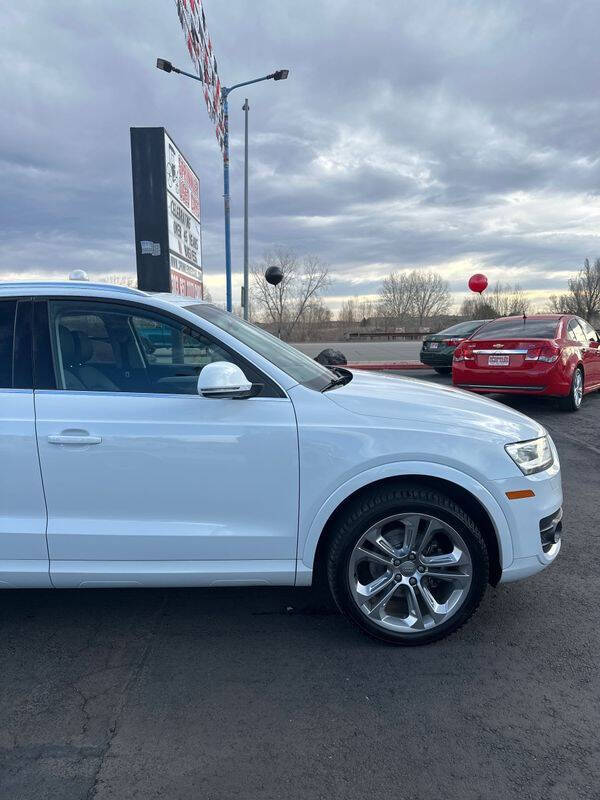 2015 Audi Q3 2.0T quattro Prestige