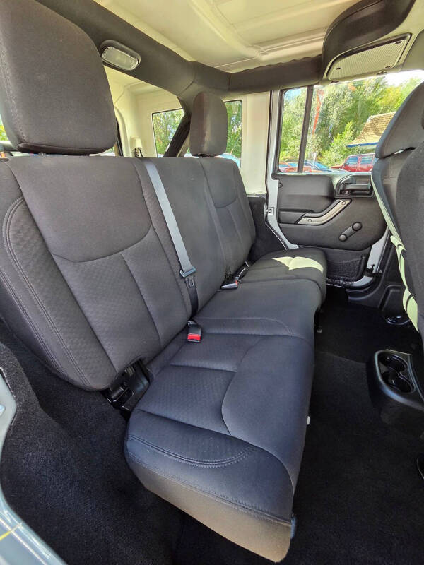 2015 Jeep Wrangler Unlimited Sport