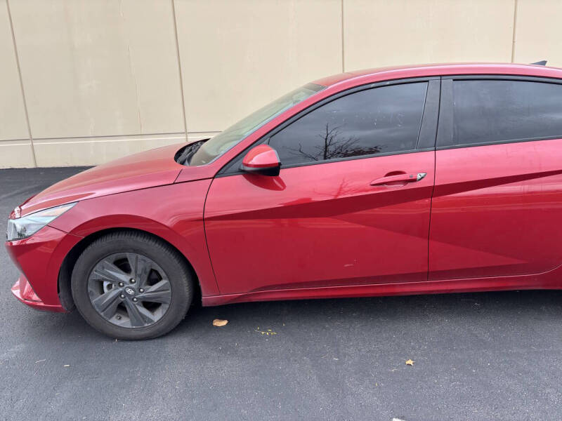 2022 Hyundai Elantra Hybrid Blue