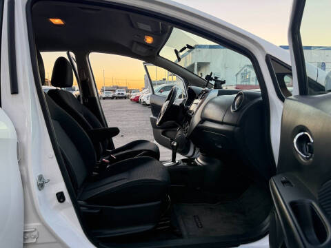 2016 Nissan Versa Note SV