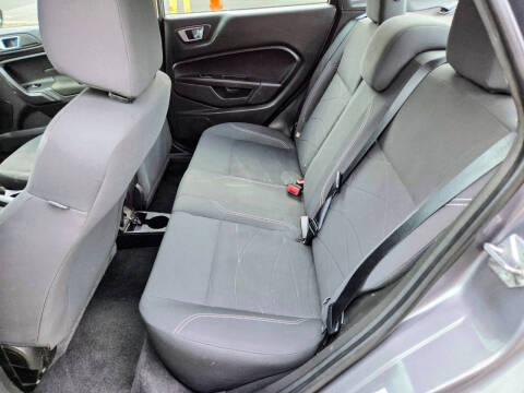 2014 Ford Fiesta SE