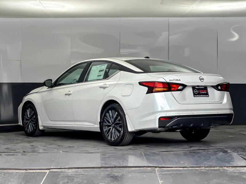 2026 Nissan Altima 2.5 SV
