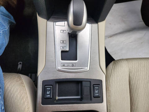 2011 Subaru Outback 2.5i Premium