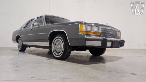 1988 Ford Crown Victoria