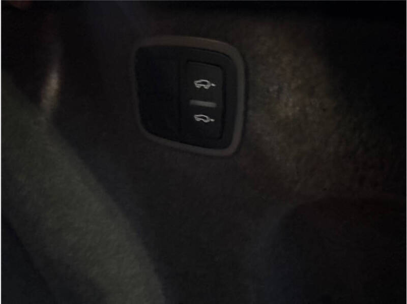 2020 Porsche Macan Turbo