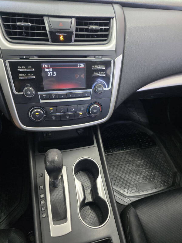 2016 Nissan Altima 2.5 SR