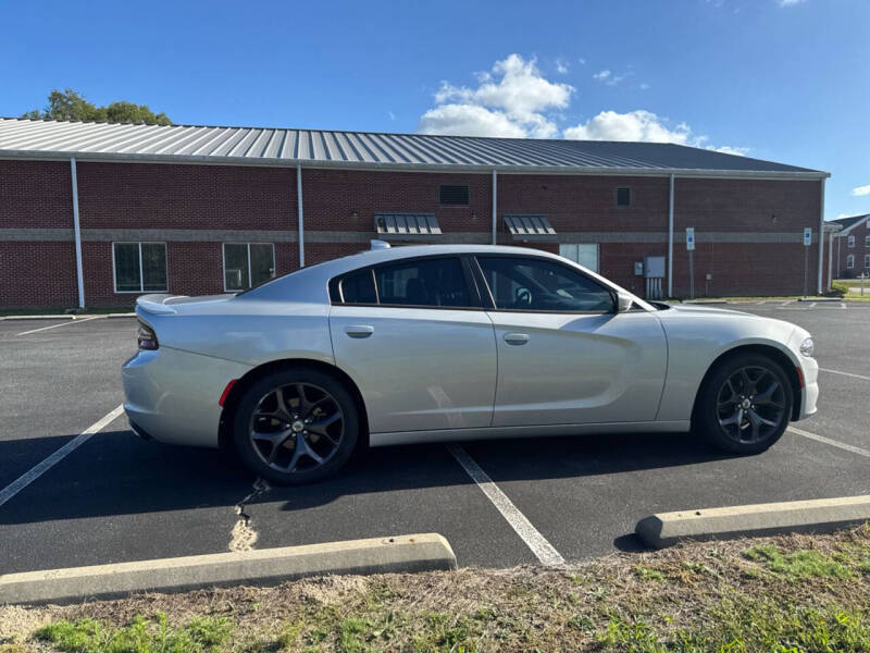 2019 Dodge Charger SXT