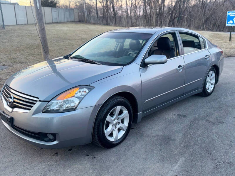 2009 Nissan Altima for sale at Ideal Auto in Kansas City KS