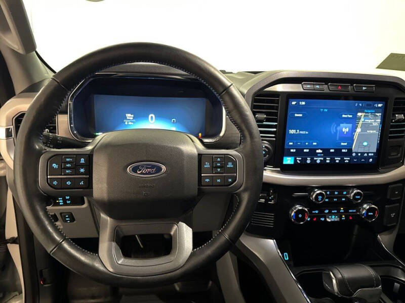 2023 Ford F-150 Lightning XLT