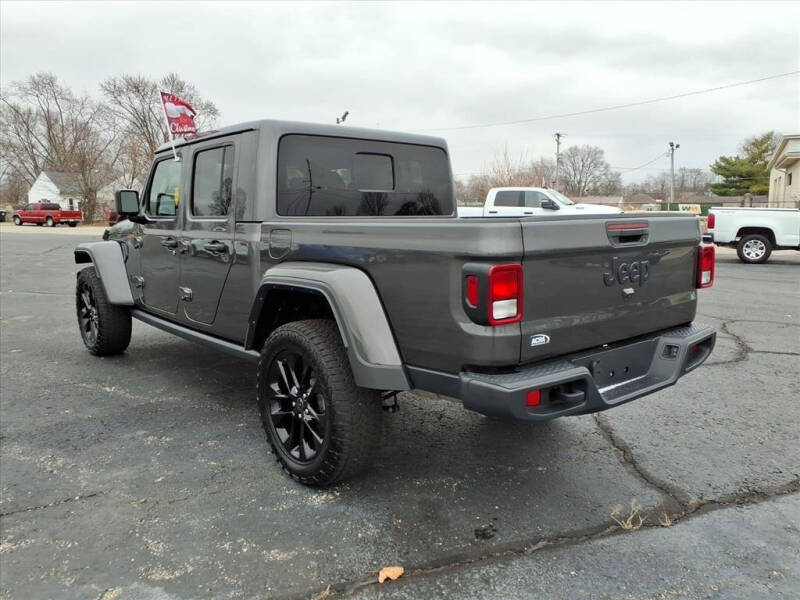 2024 Jeep Gladiator NightHawk