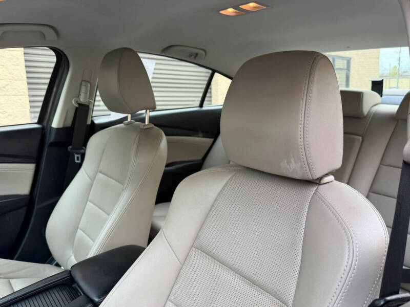 2016 Mazda MAZDA6 i Touring