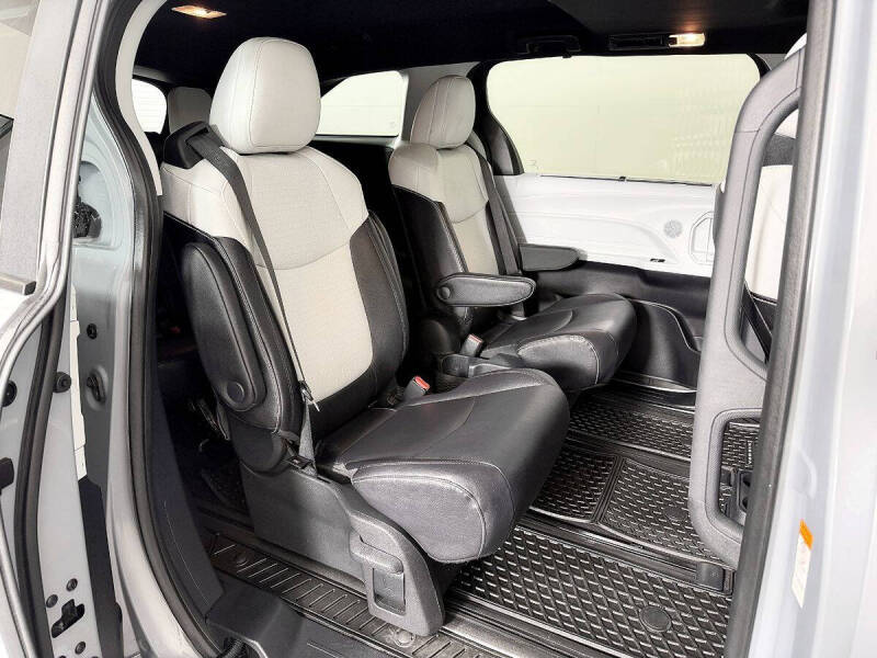 2025 Toyota Sienna