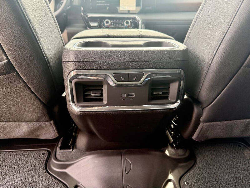 2025 GMC Sierra 3500HD