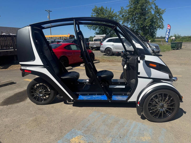 2023 ARCIMOTO FUV