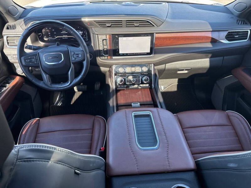 2024 GMC Yukon Denali Ultimate