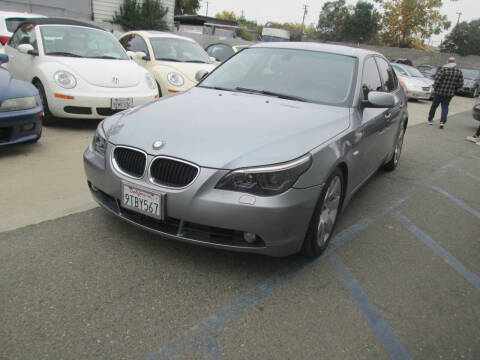 2004 BMW 5 Series 530i