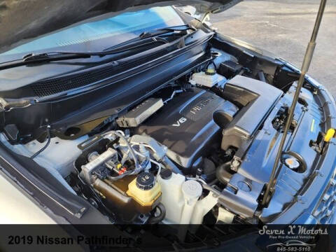 2019 Nissan Pathfinder S