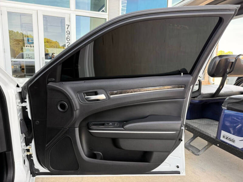 2015 Chrysler 300 C