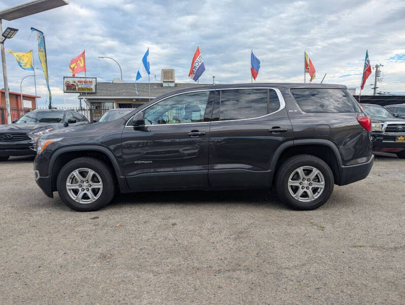 2017 GMC Acadia SLE-1