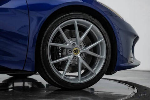 2025 Lotus Emira V6 Base