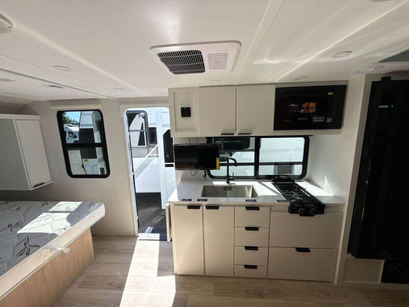 2026 Winnebago Micro Minnie
