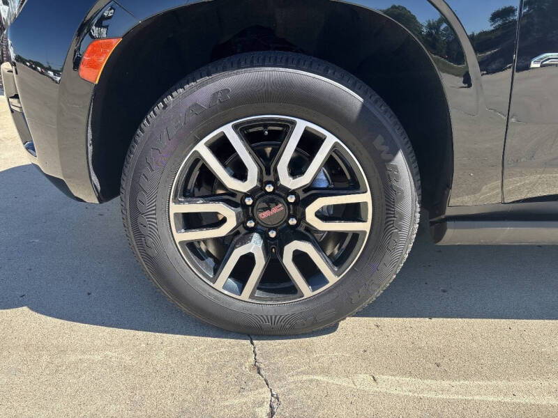2022 GMC Yukon XL AT4