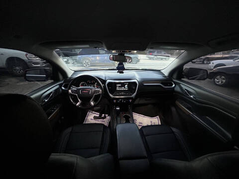 2019 GMC Acadia SLE-2
