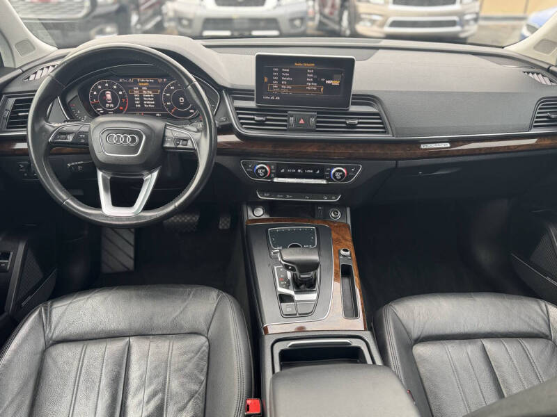 2018 Audi Q5 2.0T quattro Premium Plus