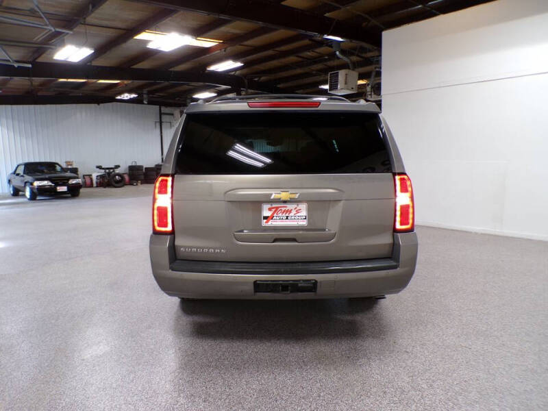 2017 Chevrolet Suburban LT