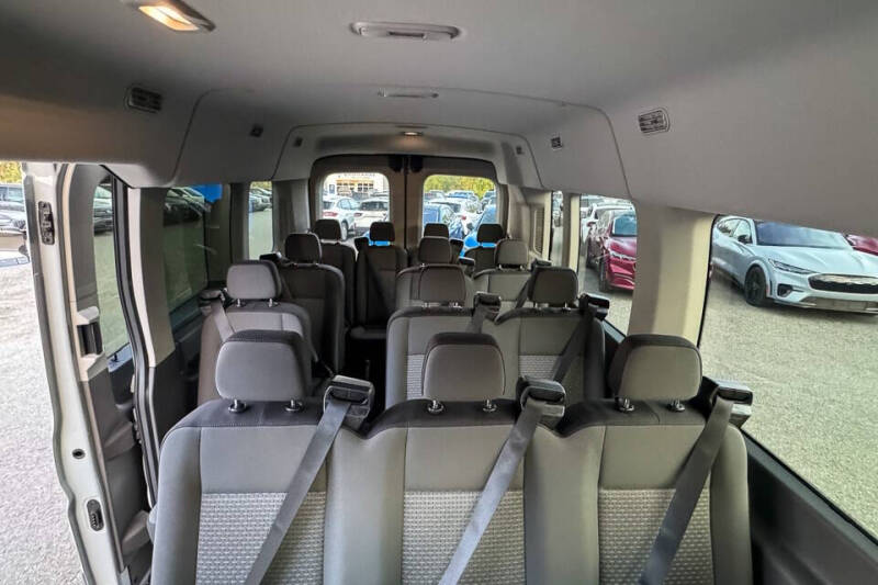 2025 Ford Transit