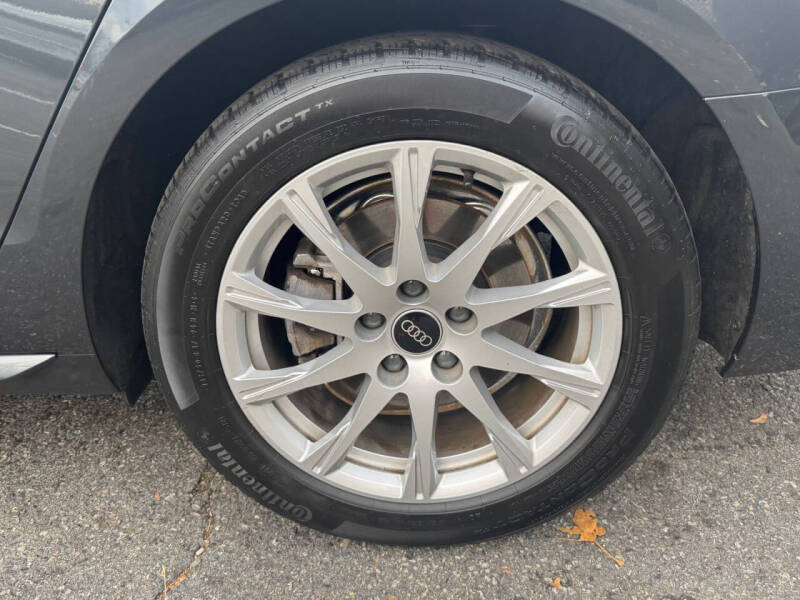 2021 Audi A4 quattro Premium 40 TFSI