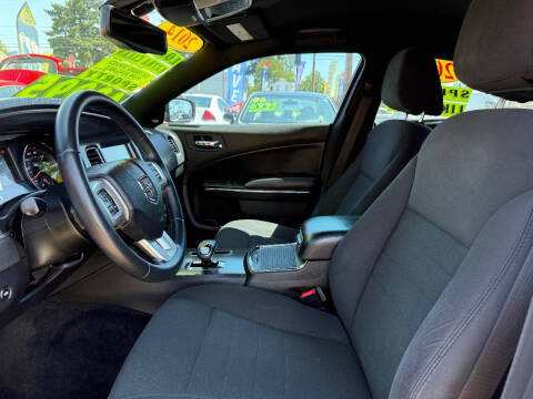 2014 Dodge Charger SXT