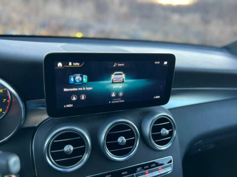 2022 Mercedes-Benz GLC GLC 300 4MATIC