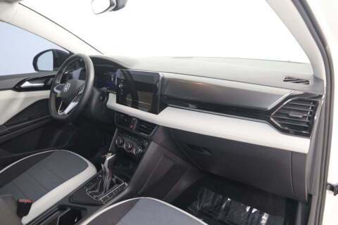 2025 Volkswagen Taos S